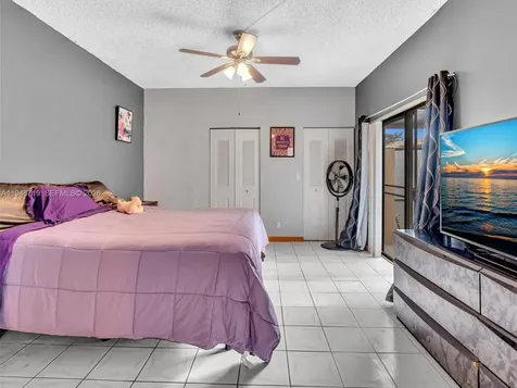 9401 NW 14th Court Pembroke Pines FL 33024
