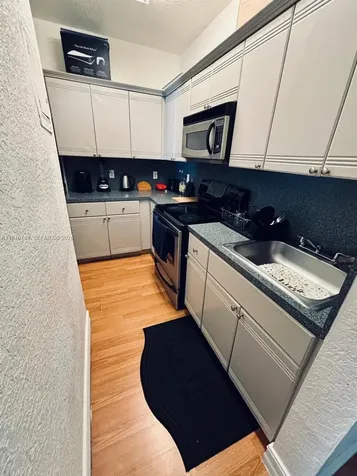 820 Euclid Avenue Miami Beach FL 33139