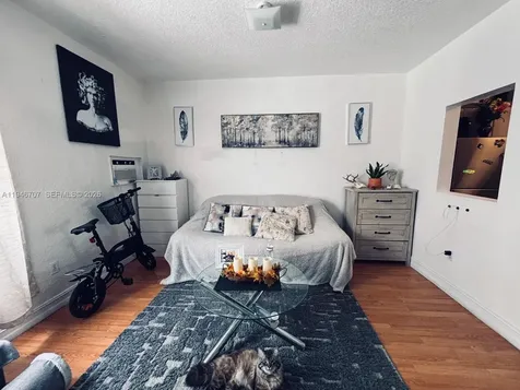820 Euclid Avenue Miami Beach FL 33139