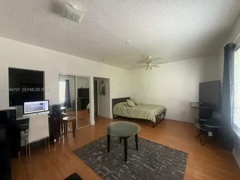 820 Euclid Avenue Miami Beach FL 33139