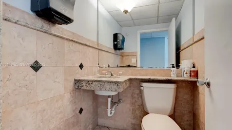 7957 NW 54th Street Doral FL 33166