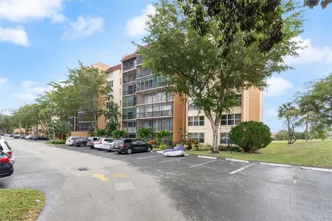 3771 Environ Boulevard Lauderhill FL 33319