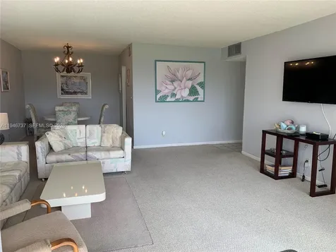 3771 Environ Boulevard Lauderhill FL 33319