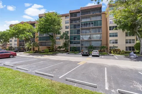 3771 Environ Boulevard Lauderhill FL 33319