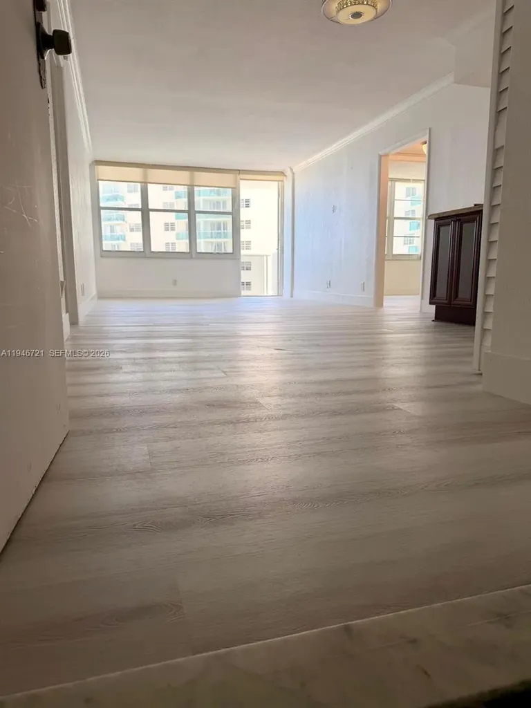 3725 S Ocean Drive Hollywood FL 33019