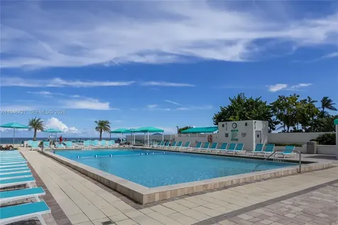 3725 S Ocean Drive Hollywood FL 33019