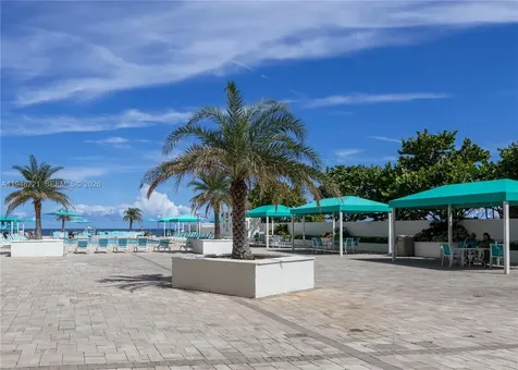 3725 S Ocean Drive Hollywood FL 33019