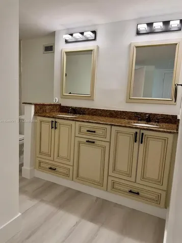 3725 S Ocean Drive Hollywood FL 33019