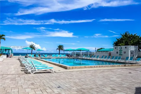 3725 S Ocean Drive Hollywood FL 33019