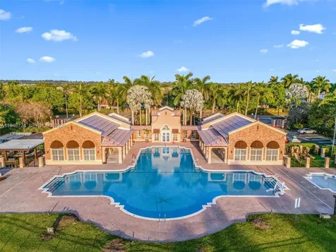 945 NE 34th Avenue Homestead FL 33033