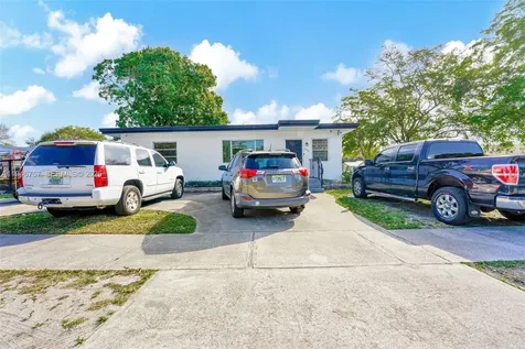2546 Coolidge Street Hollywood FL 33020