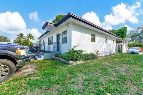 2546 Coolidge Street Hollywood FL 33020