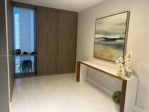 16385 Biscayne Boulevard North Miami Beach FL 33160