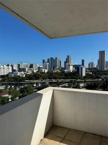 36 NW 6th Avenue Miami FL 33128