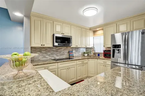 8900 Washington Boulevard Pembroke Pines FL 33025