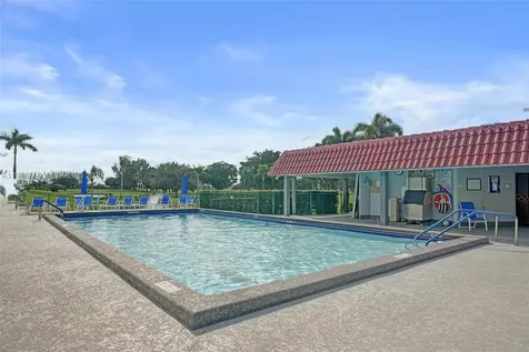 8900 Washington Boulevard Pembroke Pines FL 33025