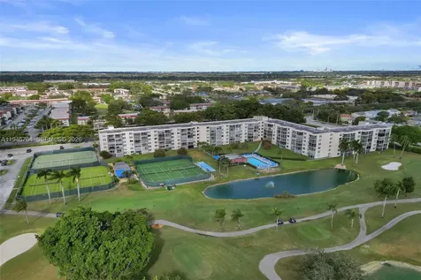 8900 Washington Boulevard Pembroke Pines FL 33025