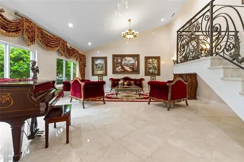 185 SW 130th Avenue Miami FL 33184