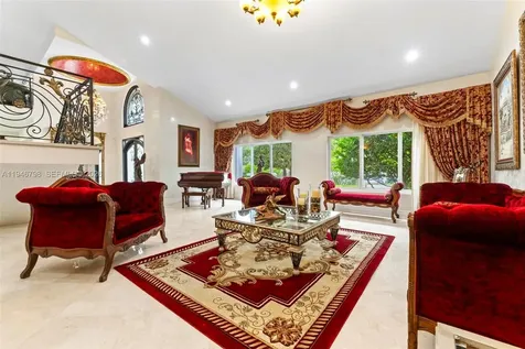 185 SW 130th Avenue Miami FL 33184
