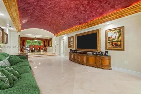 185 SW 130th Avenue Miami FL 33184