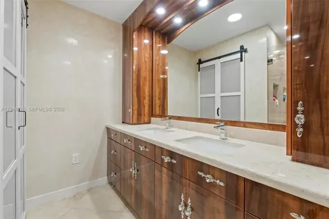 185 SW 130th Avenue Miami FL 33184