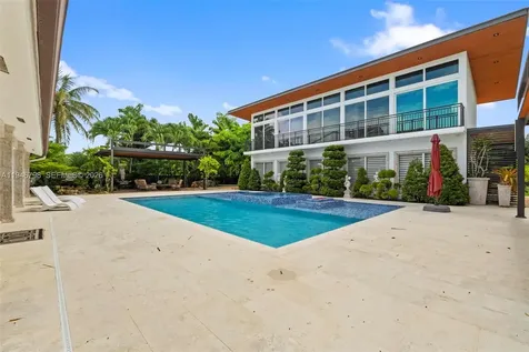 185 SW 130th Avenue Miami FL 33184