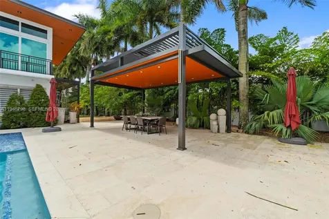 185 SW 130th Avenue Miami FL 33184