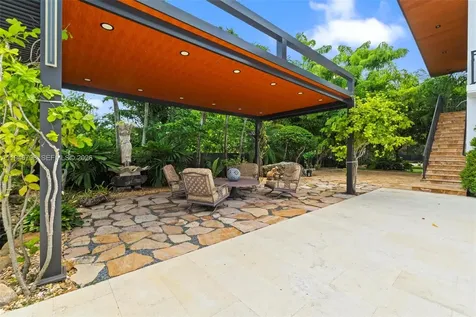 185 SW 130th Avenue Miami FL 33184