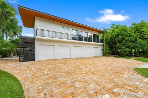 185 SW 130th Avenue Miami FL 33184