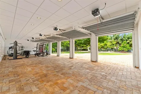 185 SW 130th Avenue Miami FL 33184