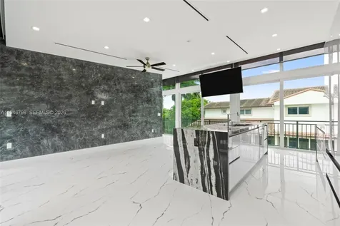 185 SW 130th Avenue Miami FL 33184