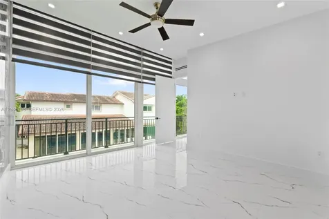 185 SW 130th Avenue Miami FL 33184