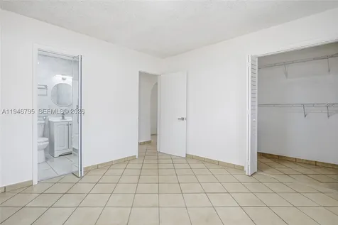 836 W 37th Street Hialeah FL 33012