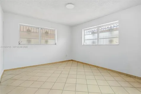 836 W 37th Street Hialeah FL 33012