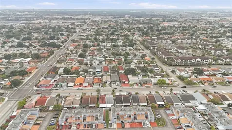 836 W 37th Street Hialeah FL 33012