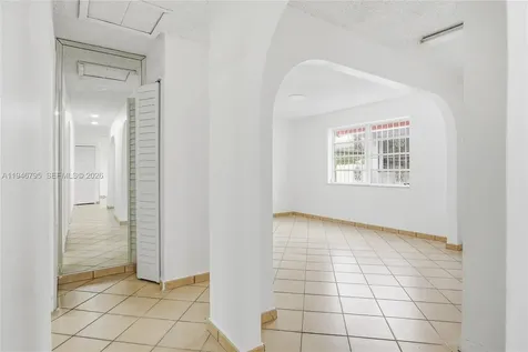 836 W 37th Street Hialeah FL 33012