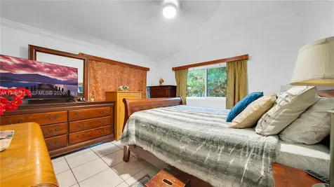 14800 NE 16th Avenue Miami FL 33161