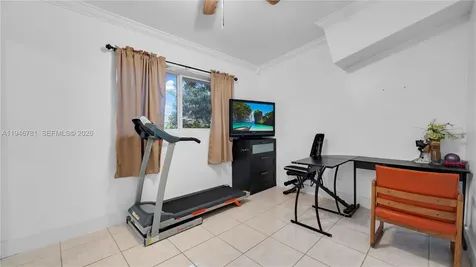 14800 NE 16th Avenue Miami FL 33161