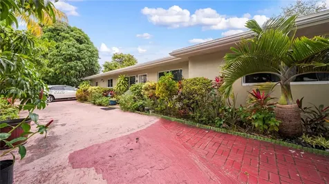 14800 NE 16th Avenue Miami FL 33161