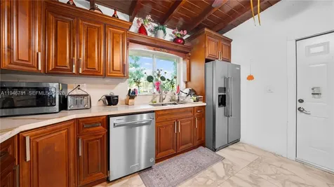 14800 NE 16th Avenue Miami FL 33161