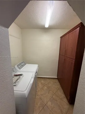 6090 W 5th Lane Hialeah FL 33012
