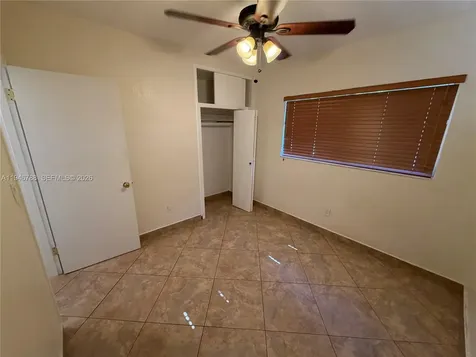 6090 W 5th Lane Hialeah FL 33012