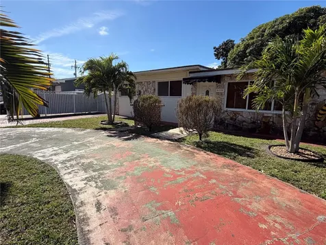6090 W 5th Lane Hialeah FL 33012