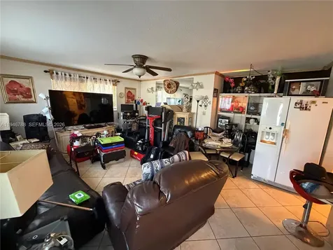 6090 W 5th Lane Hialeah FL 33012