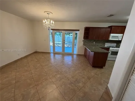6090 W 5th Lane Hialeah FL 33012