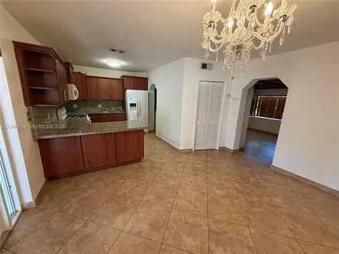 6090 W 5th Lane Hialeah FL 33012