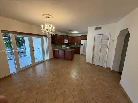 6090 W 5th Lane Hialeah FL 33012