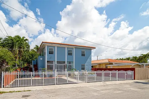 2205 SW 13th Street Miami FL 33145