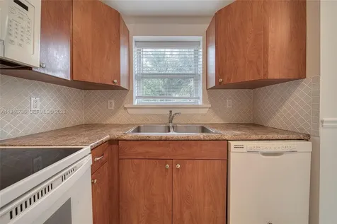 2205 SW 13th Street Miami FL 33145