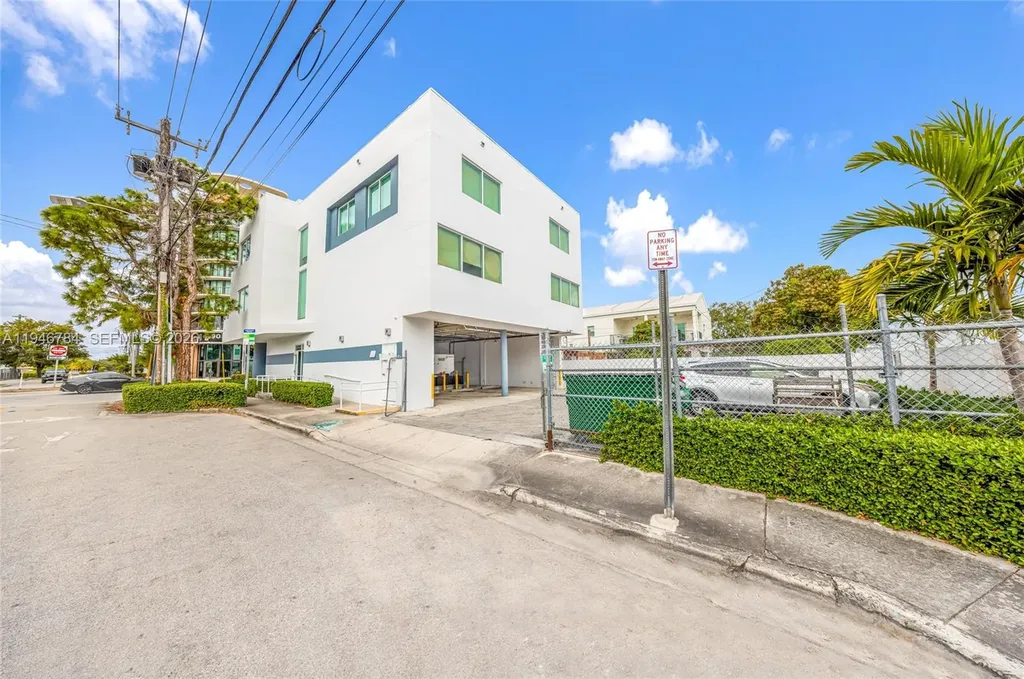 1693 SW 27th Avenue Miami FL 33145